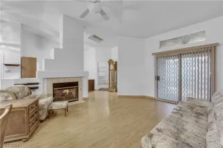 Photo #6: 2552077 Listing 