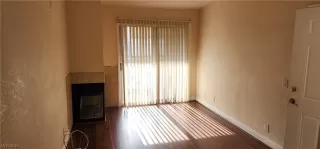 Photo #2: 2552087 Listing