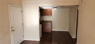 Photo #4: 2552087 Listing