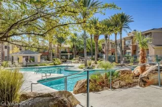 Photo #2: 2552095 Listing