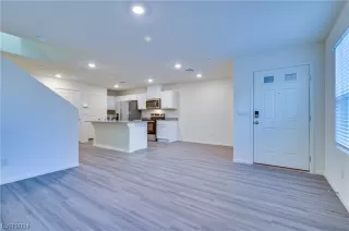 Photo #4: 2552102 Listing 