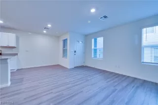 Photo #6: 2552102 Listing 