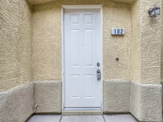 Photo #2: 2552167 Listing 