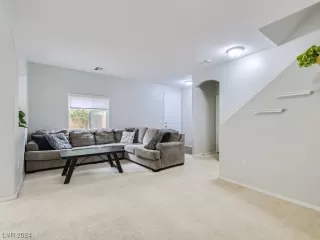 Photo #3: 2552167 Listing 