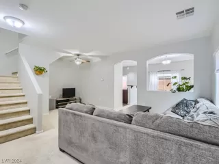 Photo #4: 2552167 Listing 