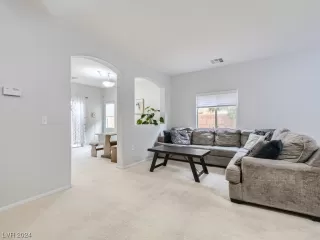 Photo #5: 2552167 Listing 