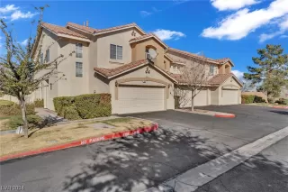 Photo #1: 2552201 Listing