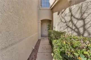 Photo #2: 2552201 Listing