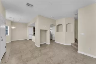 Photo #3: 2552201 Listing