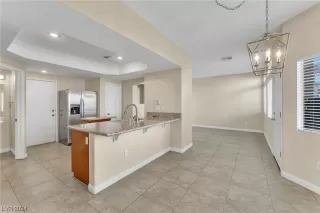 Photo #6: 2552201 Listing