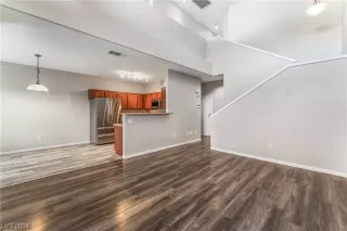 Photo #5: 2552204 Listing 