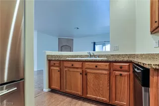 Photo #2: 2552218 Listing 