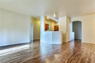 Photo #6: 2552218 Listing 