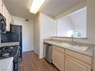 Photo #5: 2552254 Listing 