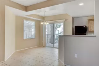 Photo #5: 2552260 Listing 