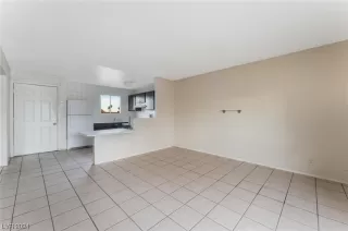 Photo #3: 2552262 Listing 