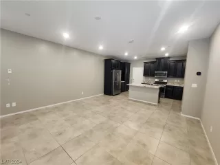 Photo #2: 2552264 Listing 