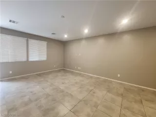 Photo #3: 2552264 Listing 