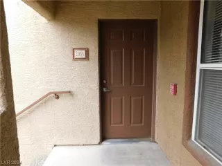 Photo #2: 2552277 Listing 