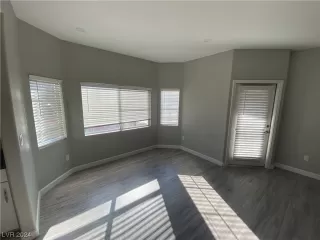 Photo #3: 2552283 Listing 