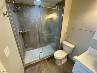 Photo #4: 2552283 Listing 