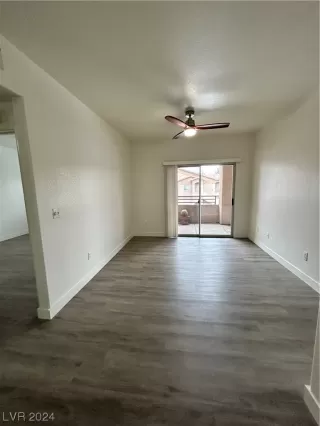 Photo #2: 2552288 Listing 