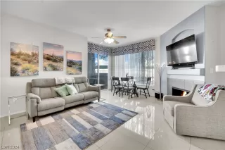 Photo #2: 2552316 Listing