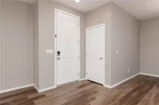 Photo #3: 2552329 Listing