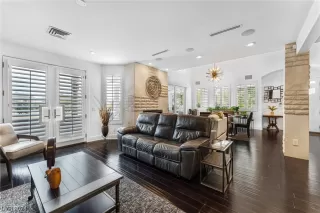 Photo #5: 2552384 Listing 