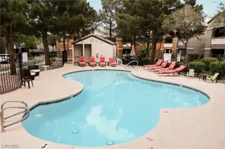 Photo #1: 2552394 Listing