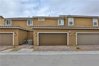 Photo #1: 2552406 Listing 