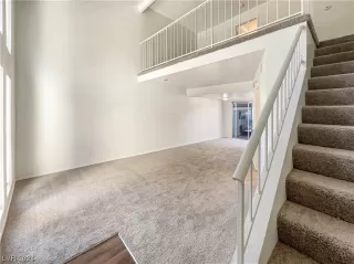 Photo #3: 2552413 Listing