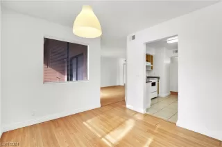 Photo #1: 2552414 Listing