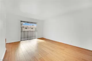 Photo #3: 2552414 Listing