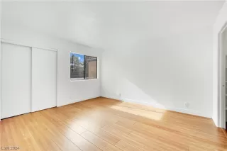 Photo #6: 2552414 Listing