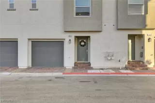 Photo #3: 2552417 Listing