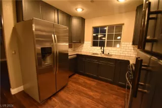 Photo #4: 2552429 Listing 