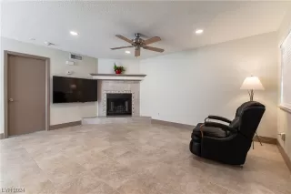 Photo #4: 2552435 Listing