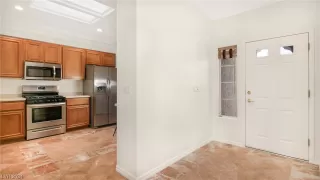 Photo #5: 2552464 Listing 