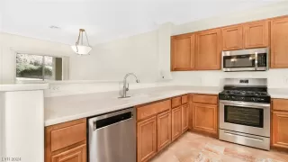 Photo #6: 2552464 Listing 