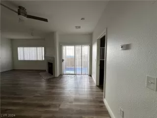 Photo #4: 2552484 Listing 