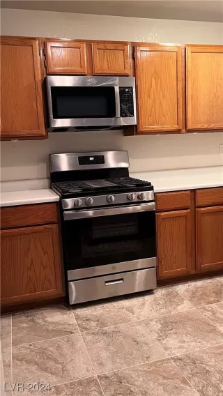 Photo #1: 2552495 Listing 