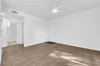 Photo #6: 2552527 Listing