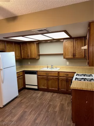 Photo #5: 2552544 Listing 