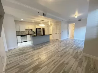 Photo #2: 2552561 Listing 