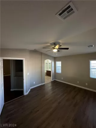 Photo #3: 2552573 Listing 