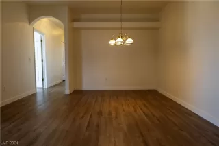 Photo #2: 2552601 Listing