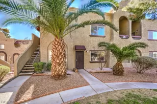 Photo #4: 2552603 Listing