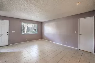 Photo #5: 2552603 Listing