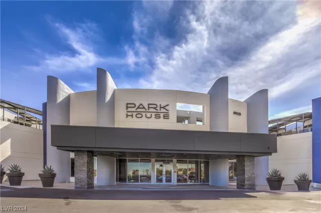 MLS: 2552631 Condo For Sale